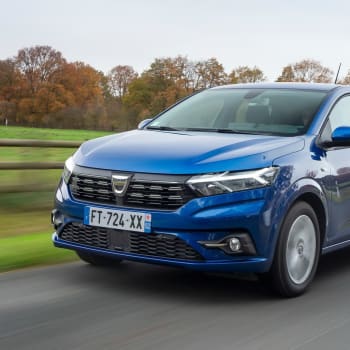 Dacia Sandero patří mezi nejlevnější vozy na českém trhu