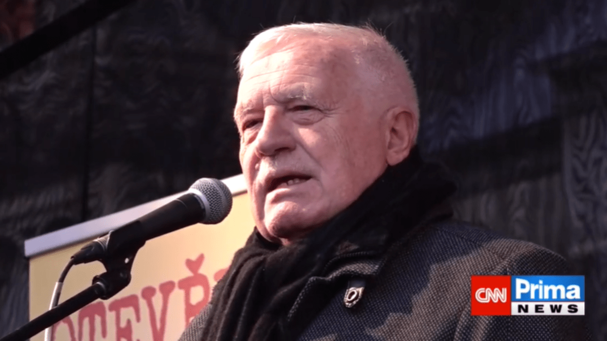 Bývalý prezident Václav Klaus promluvil na nedělní demonstraci.