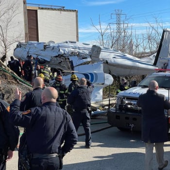 Havárii letadla na Long Islandu pilot přežil