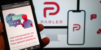 Sociální síť Parler je nedostupná. Chtěl na ní působit Trump, kterého smazal Twitter