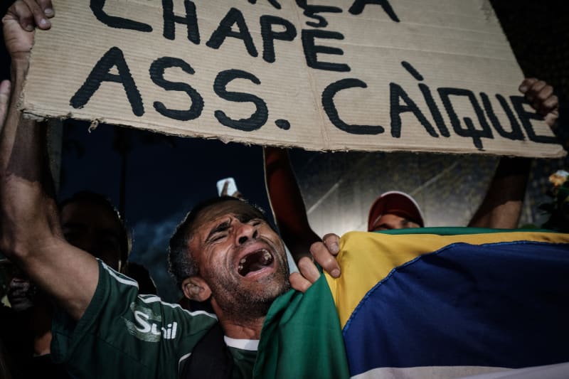 V Brazílii uctívali památku fotbalistů ještě několik týdnů po tragédii