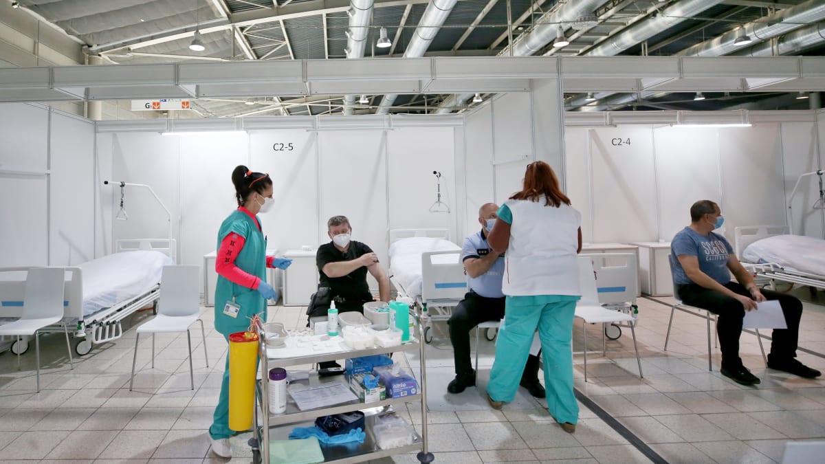 Očkování v provizorním očkovacím centru na Výstavišti Brno