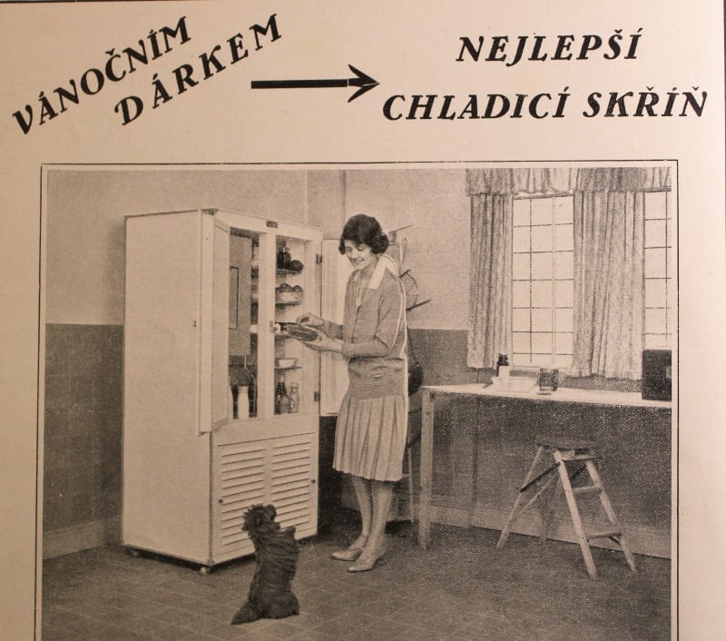 Reklama na ledničky v časopise Světozor. 