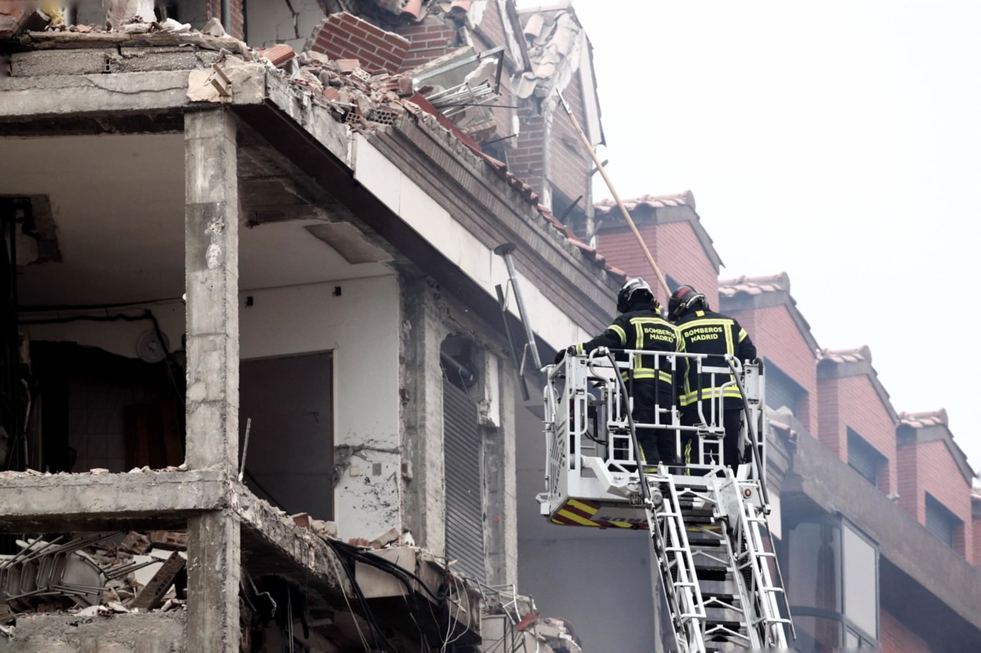 Exploze v centru Madridu zničila několik pater jedné budovy.