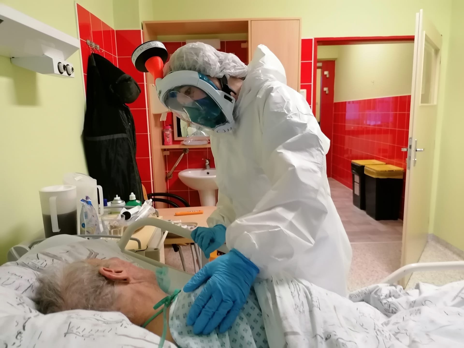 Ošetřovatelka Martina na covid jednotce Fakultní nemocnice v Ostravě