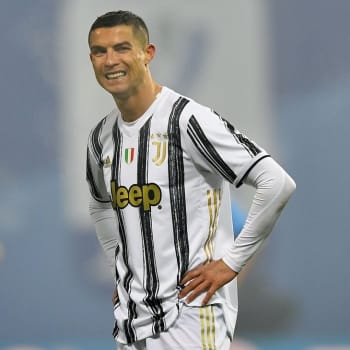 Cristiano Ronaldo zatím Josefa Bicana v počtu kariérních gólů zatím nepřekonal, zdůrazňuje Komise pro historii a statistiku FAČR
