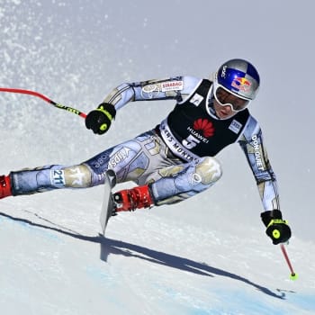 Ester Ledecká v aktuální sezoně alpského lyžování dál válí. Sjezd v italské Crans Montaně zvládla ve druhém nejrychlejším čase.
