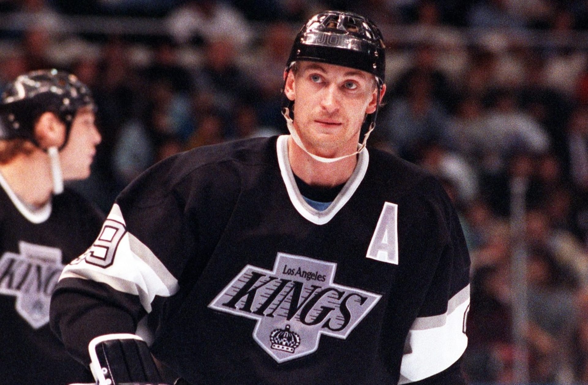Wayne Gretzky byl v roce 1988 vytrejdován z Edmonotu Oilers do Los Angeles Kings