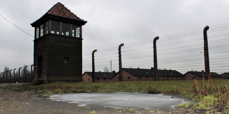 Koncentrační tábor Osvětim v zimě, 25. ledna 2021. Toho času pro turisty uzavřen
