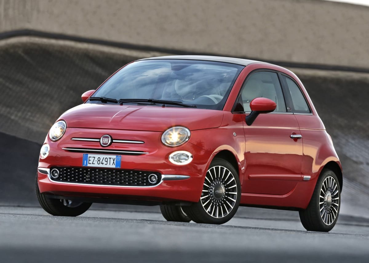 Fiat 500 1.2 SaS AT. Výbava: Pop. Cena: 304 900 Kč.