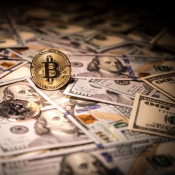 Bitcoin jako konkurence současného měnového systému.