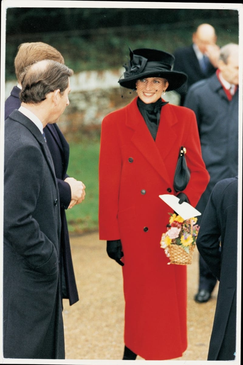Princezna Diana při vánočních svátcích 1993 v rodném Sandringhamu
