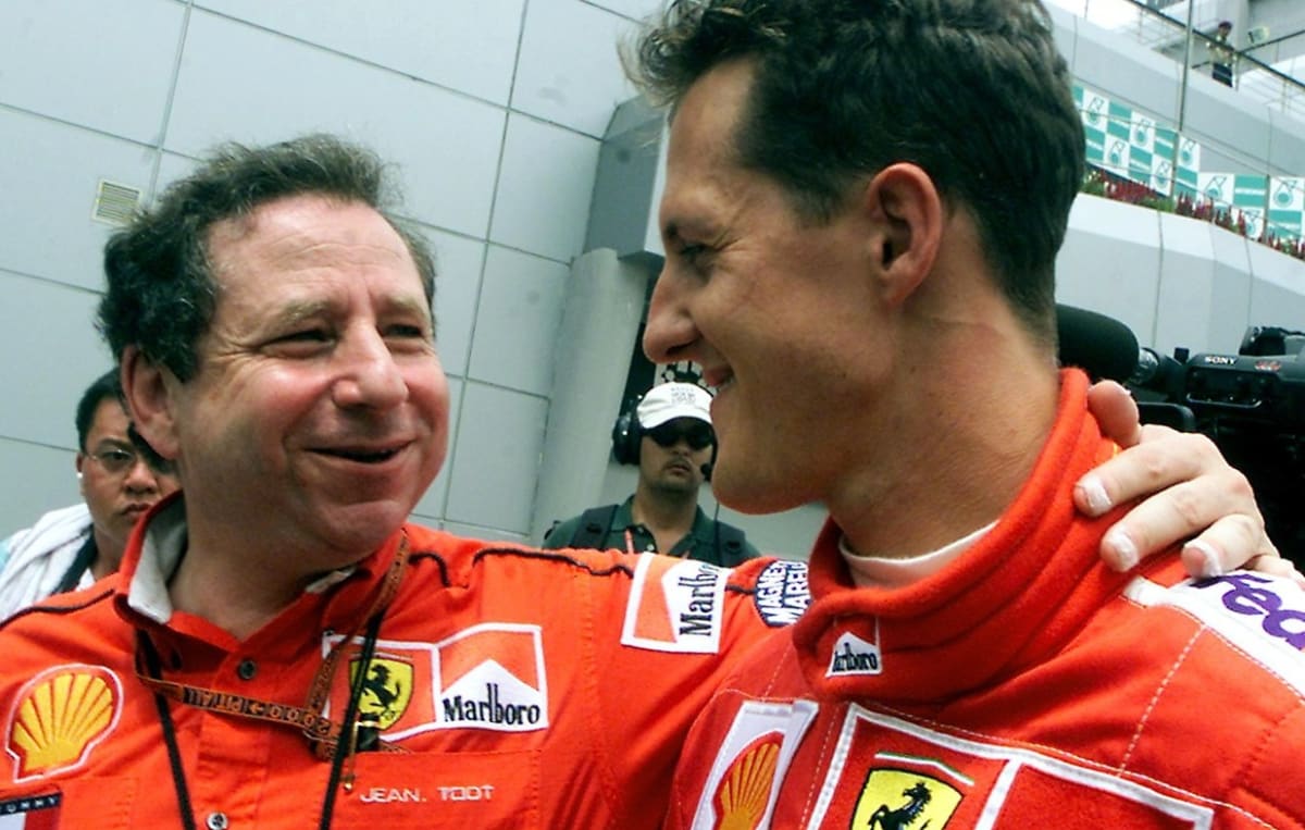 Jeana Todta (vlevo), bývalého šéfa Michaela Schumachera ve Ferrari, dojala manželka závodnické legendy.