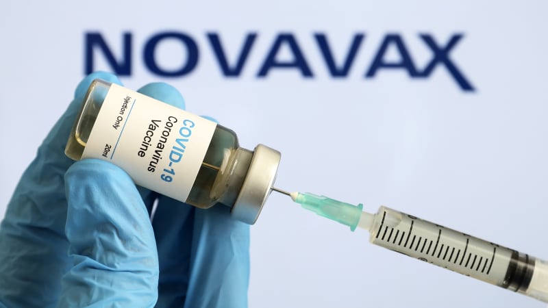 Novavax míří do Česka, registrace začne už za několik dní. Jak nová vakcína funguje?
