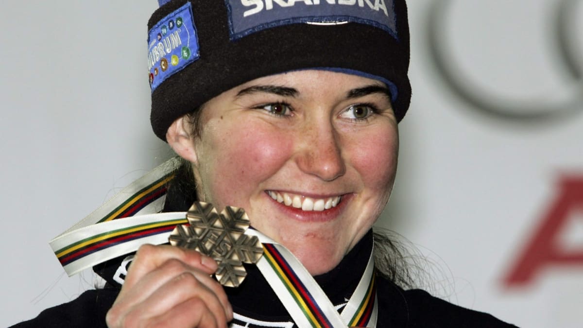 Šárka Záhrobská získala v roce 2005 svou první medaili z velké akce. Mistrovství světa v alpském lyžování tehdy hostila Itálie, stejně jako letos.