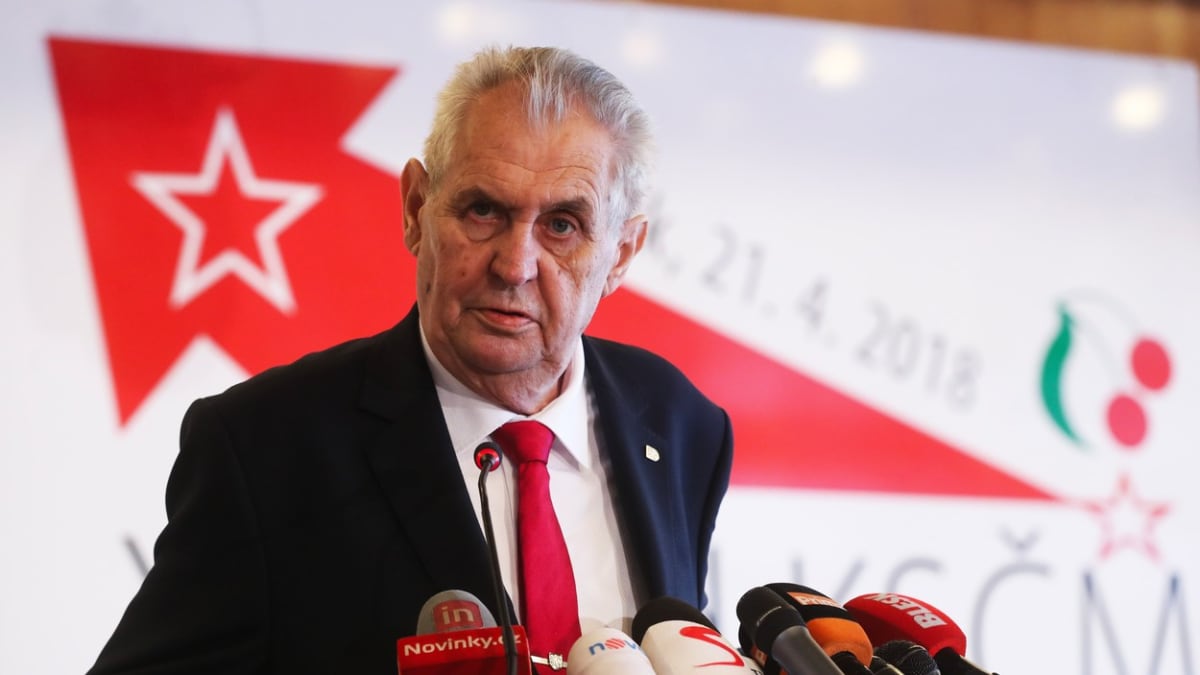 Prezident Miloš Zeman vystoupil 21. dubna 2018 v Nymburce na mimořádném sjezdu KSČM