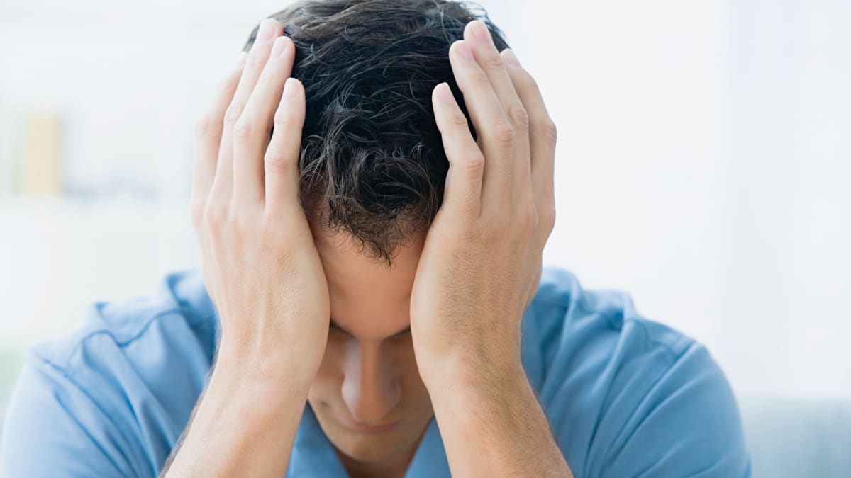 Bolest hlavy je pouze jedním z projevů migrény (ilustrační foto).