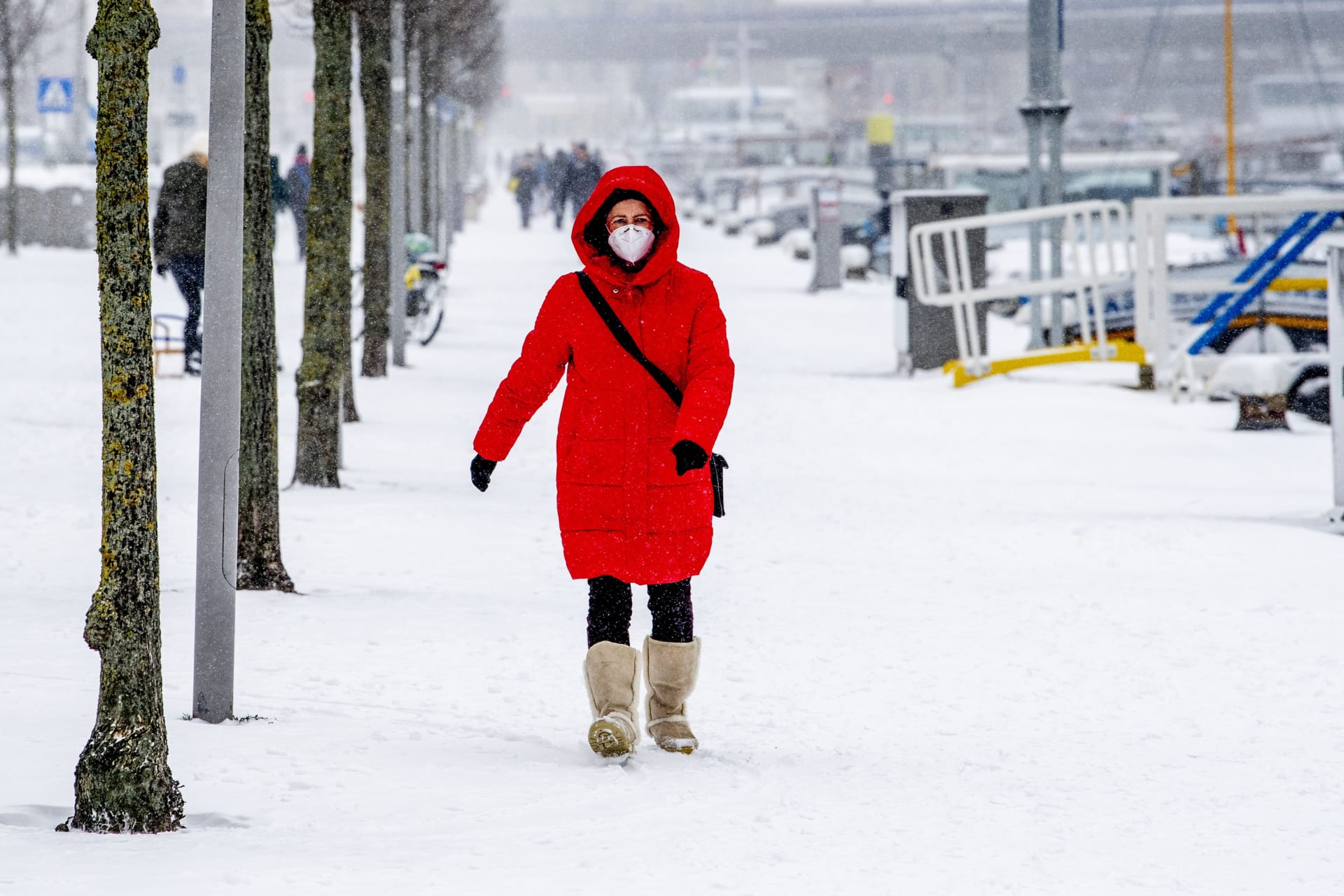 Mrazivé počasí bude Českou republiku sužovat i v následujícím týdnu. Poté se bude pomalu oteplovat. (Zdroj: Profimedia)