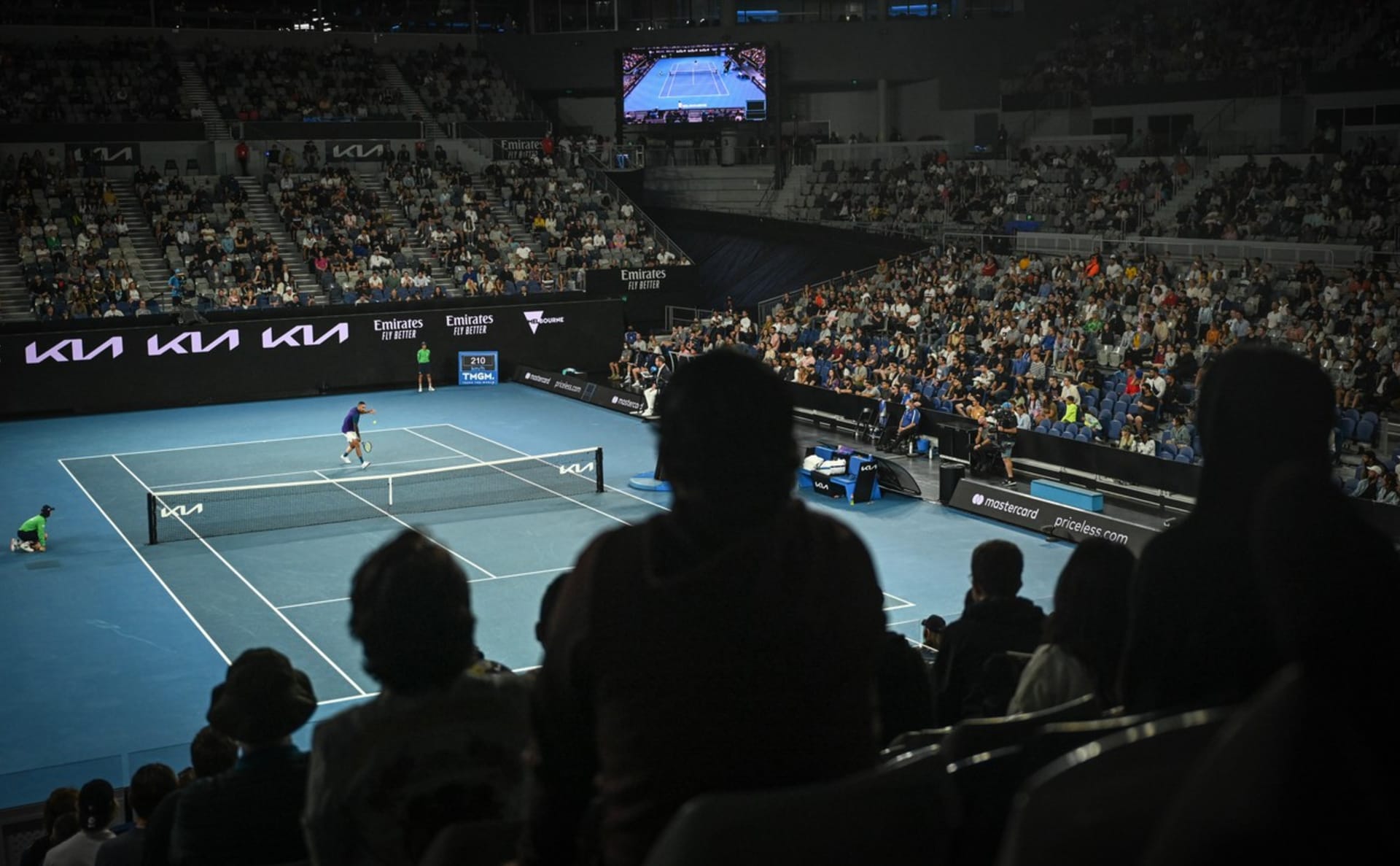 Australian Open se stalo v současném sportovním světě raritou a zápasy měly i v době pandemie výtečnou atmosféru. Od víkendu se však v Melbourne brány fanouškům uzavřou.
