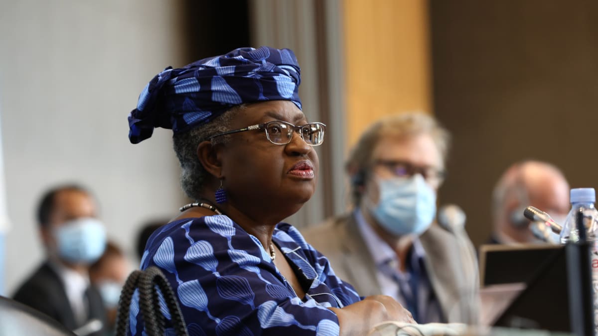 Světovou obchodní organizaci povede Ngozi Okonjo-Iwealaová, kterou časopis Time v roce 2014 vybral mezi stovku nejvlivnějších lidí světa.