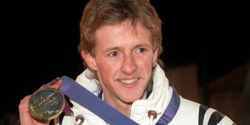 Jens Weißflog se zlatou olympijských medailí z Lillehammeru 1994