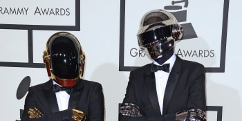 Skupina Daft Punk končí. Průkopníci elektronické taneční hudby spolu vydrželi 28 let