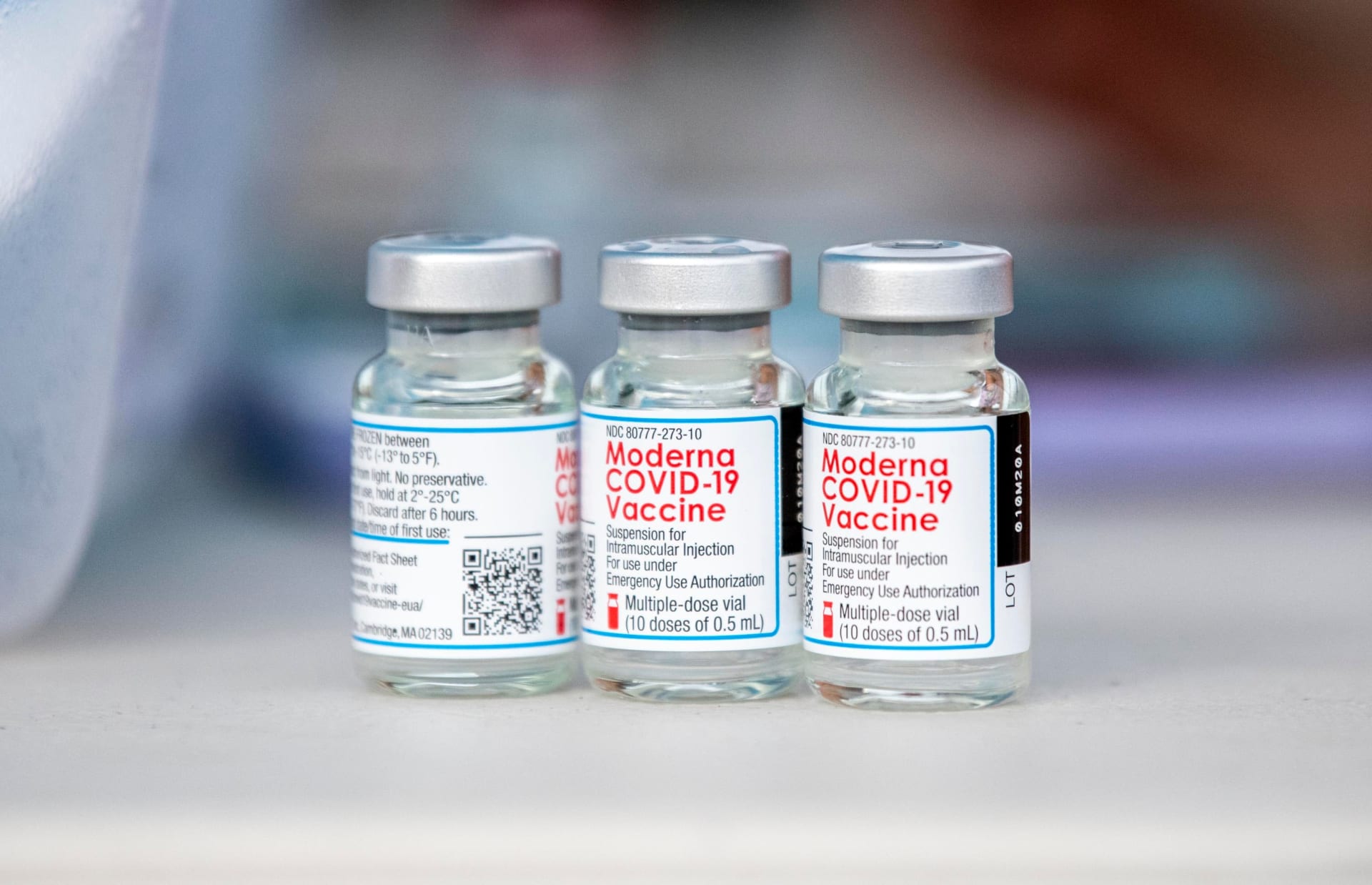 Izrael poskytl České republice několik tisíc dávek vakcíny proti COVID-19 od společnosti Moderna.