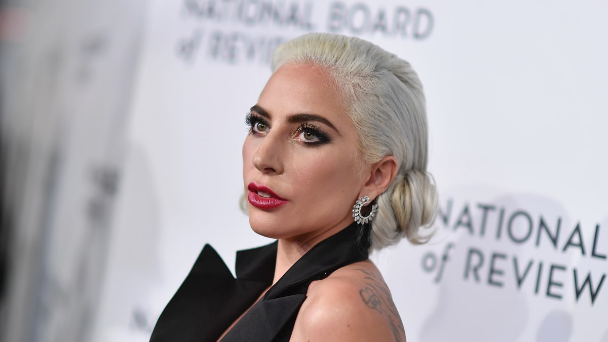 Popová superstar Lady Gaga promluvila o své trvalé bolesti a traumatu.