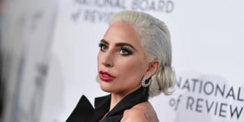 Lady Gaga o znásilnění: Otěhotněla jsem a sebepoškozovala se. Bolesti mám dodnes