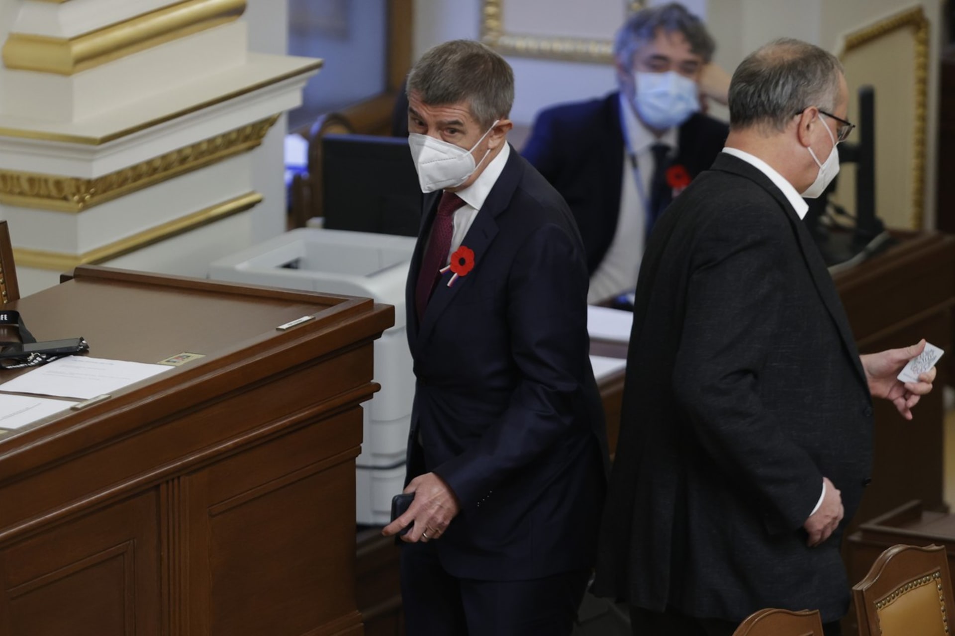 Premiér Andrej Babiš (ANO) se zatím nemusí omlouvat bývalému poslanci Miroslavu Kalouskovi (TOP 09) za výroky, které o něm pronesl při debatě ve Sněmovně.