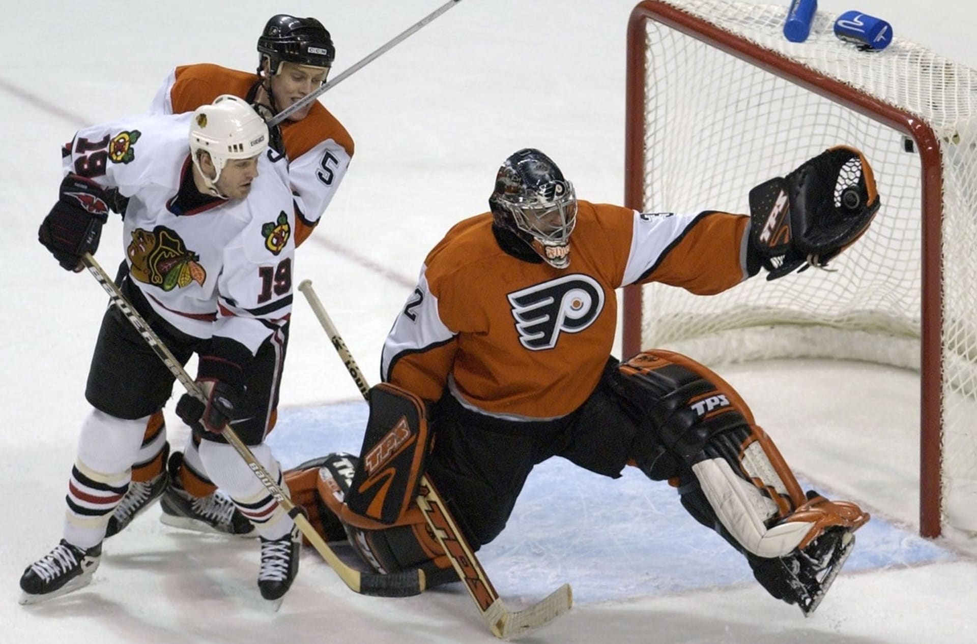 V NHL chytal Čechmánek tři sezony za Philadelphii Flyers. Pak odešel do Los Angeles Kings.