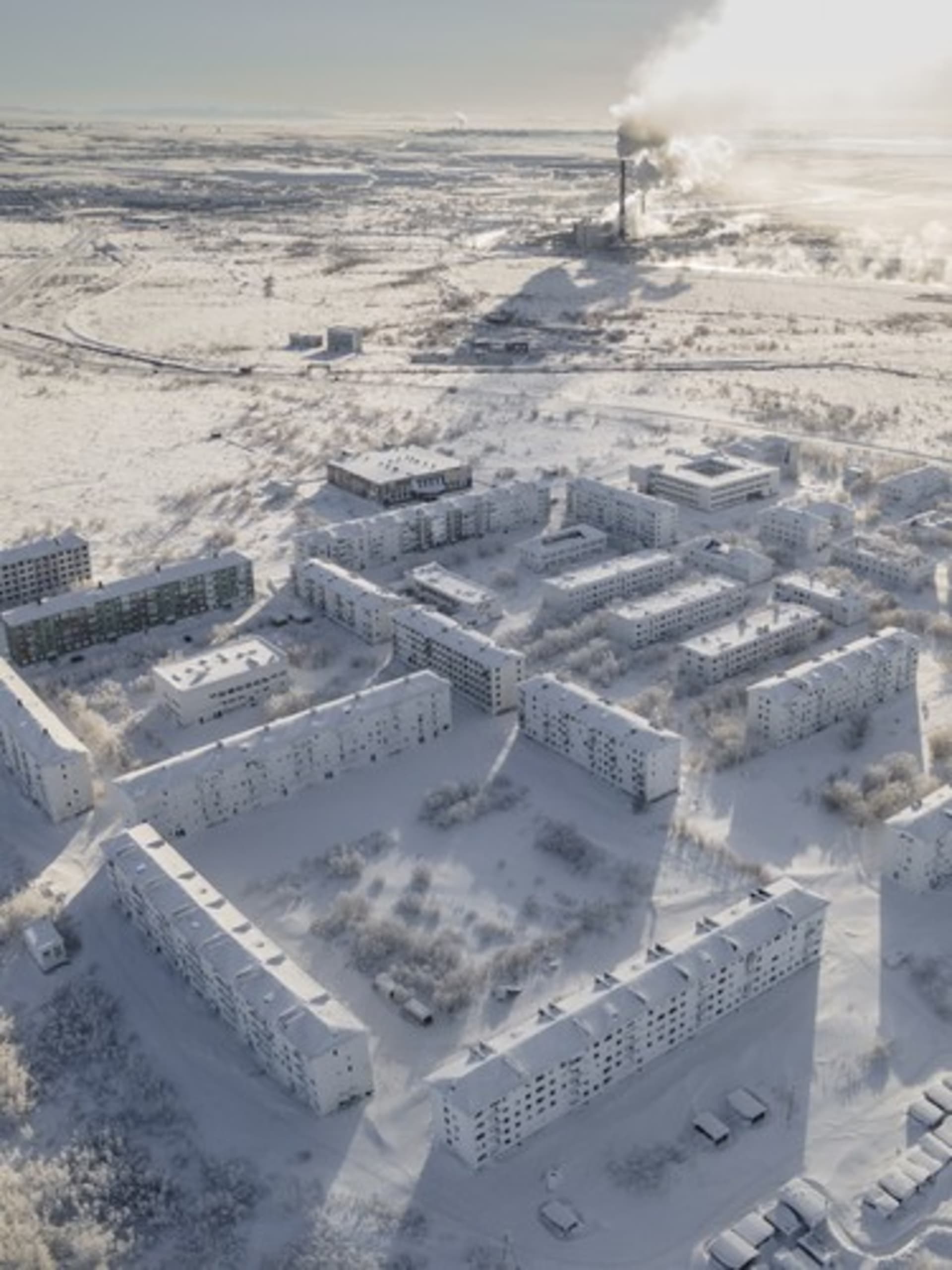 Opuštěné město nedaleko Vorkuty se proměnilo v ledové království