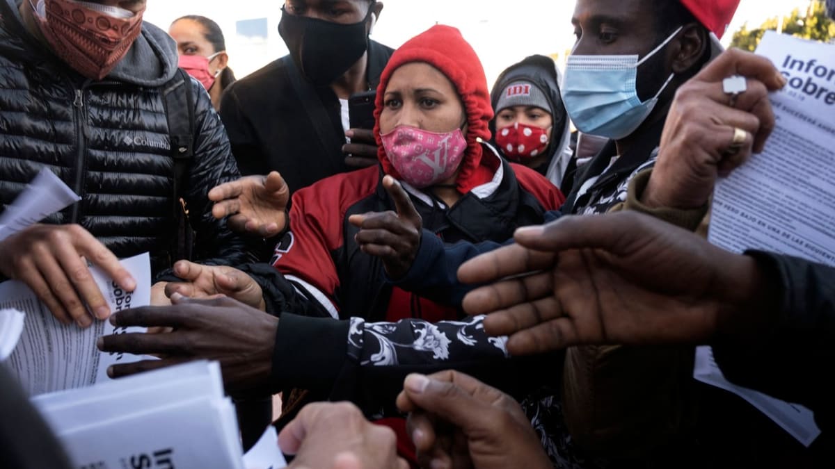 Žadatelé o azyl na hranici Mexika a USA vyhlíží Bidenovy migrační reformy.