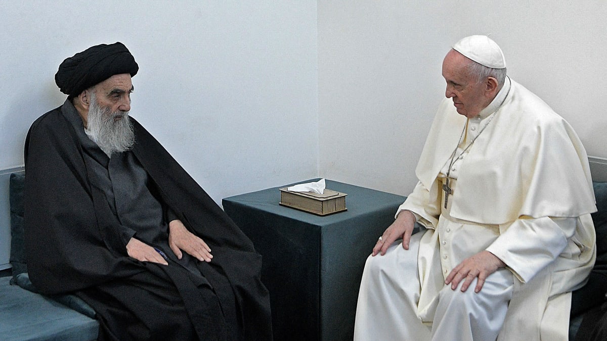 Papež se druhý den návštěvy v Iráku sešel s duchovním Alím Sistáním.
