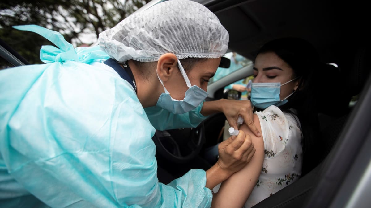 Očkování proti koronaviru v hlavním brazilském městě Brasília.