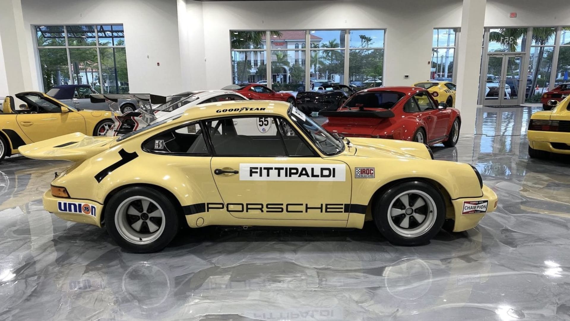 Porsche 911 RSR, které vlastnil Pablo Escobar, v dnešní podobě.