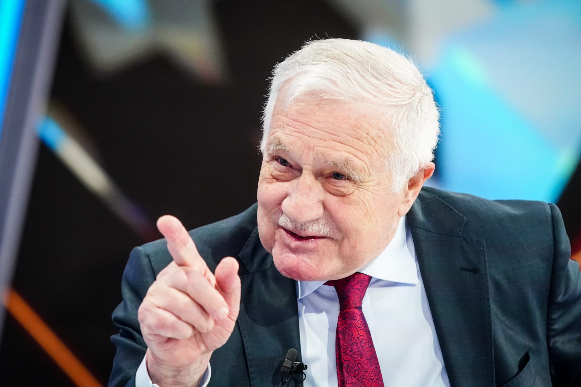 Bývalý prezident Václav Klaus považuje kauzu Vrbětice za uměle vytvořenou. 