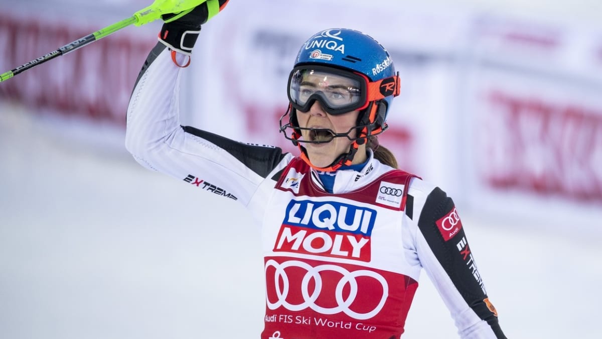 Slovenská lyžařka Petra Vlhová vyhrála celkové hodnocení Světového poháru.