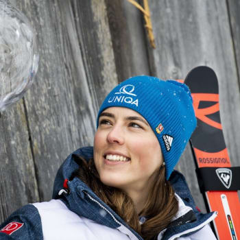 Petra Vlhová bodově ovládla uplynulý ročník Světového poháru v alpském lyžování, ale nejvíce si vydělala její konkurentka Lara Gutová-Behramiová.