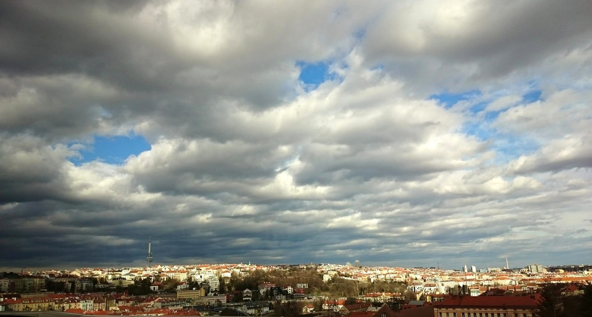 Praha pod mraky