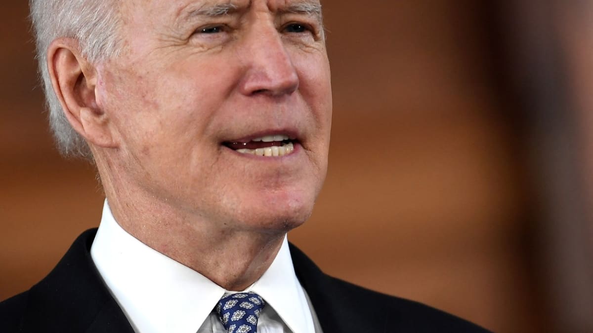 Americký prezident Joe Biden volal rodině George Floyda ihned po verdiktu pro Dereka Chauvina. 