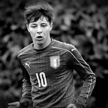 Čerstvě 19letý fotbalista Daniel Guerini zemřel při středeční automobilové nehodě v Římě. 