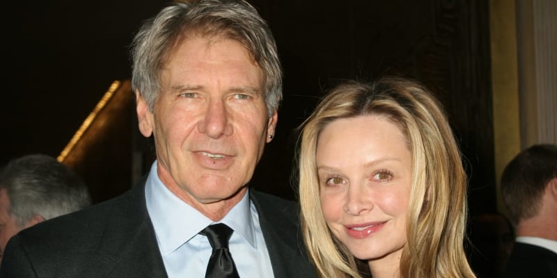 Americký herec Harrison Ford se svou třetí manželkou herečkou Calistou Flockhartovou. 