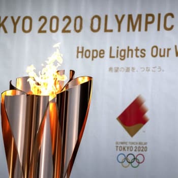 Kvůli tomu, že japonská vláda zatrhla pro nadcházející olympijské hry v Tokiu účast zahraničních fanoušků, budou ztráty ještě větší. Fanoušci mimo Japonsko, kteří si dopředu zakoupili vstupenky, navíc nedostanou plnou finanční náhradu.