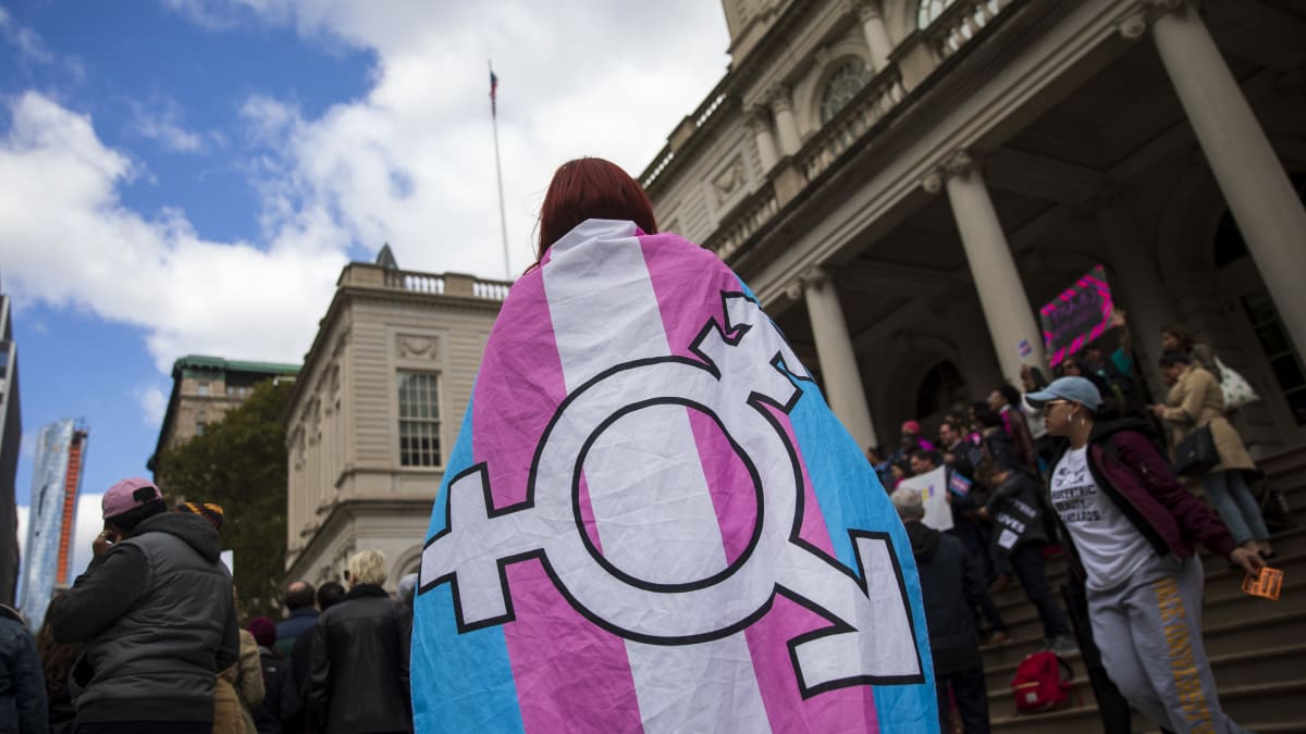 Na podporu transgender lidí se minulý týden demonstrovalo také v New Yorku.