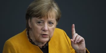 Merkelová trvá na svém: Hájí rozhodnutí nepřijmout Ukrajinu do NATO