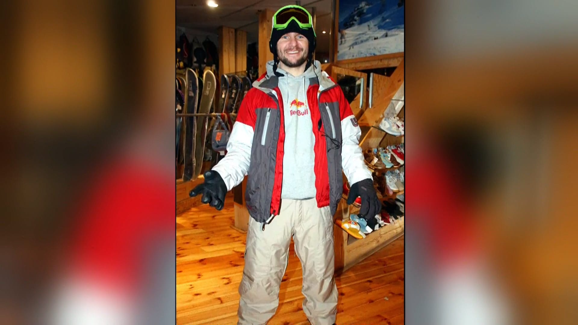 Zdravotní stav bývalého reprezentanta ve snowboardingu Davida Horvátha, který jediný přežil pád vrtulníku na Aljašce, je stále vážný. 