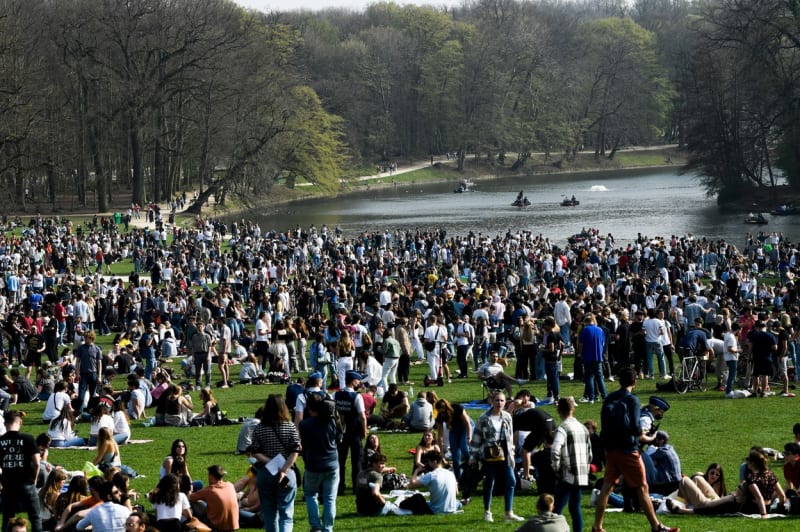 Odhadem 5 000 Belgičanů se sešlo na improvizovaném festivalu v bruselském parku Bois de la Cambre.