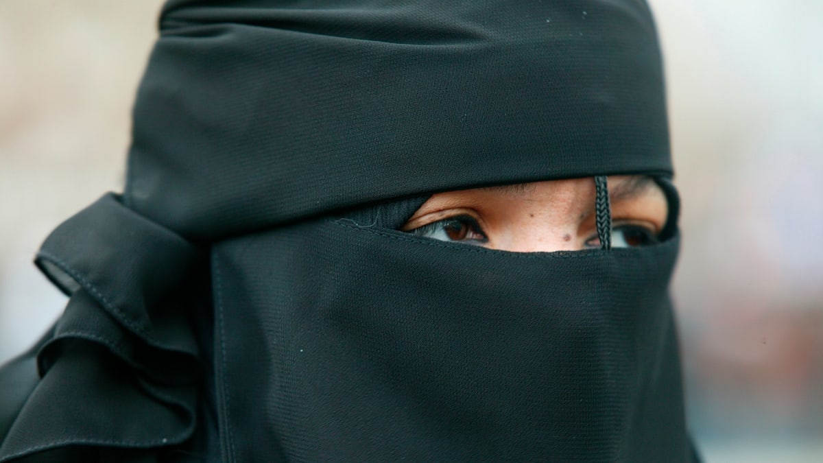 Podle tuniských úřadů to bylo poprvé, co byla mezi džihádisty v oblasti objevena žena. (ilustrační foto)
