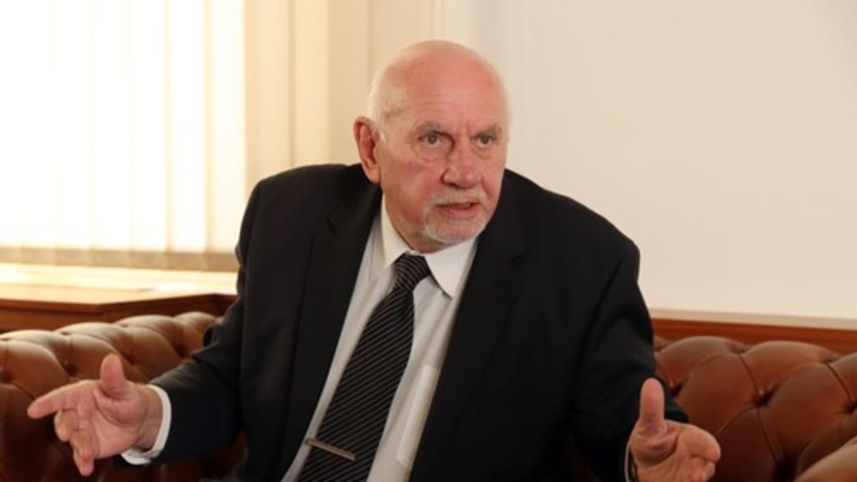 Předseda Ústavního soudu Pavel Rychetský